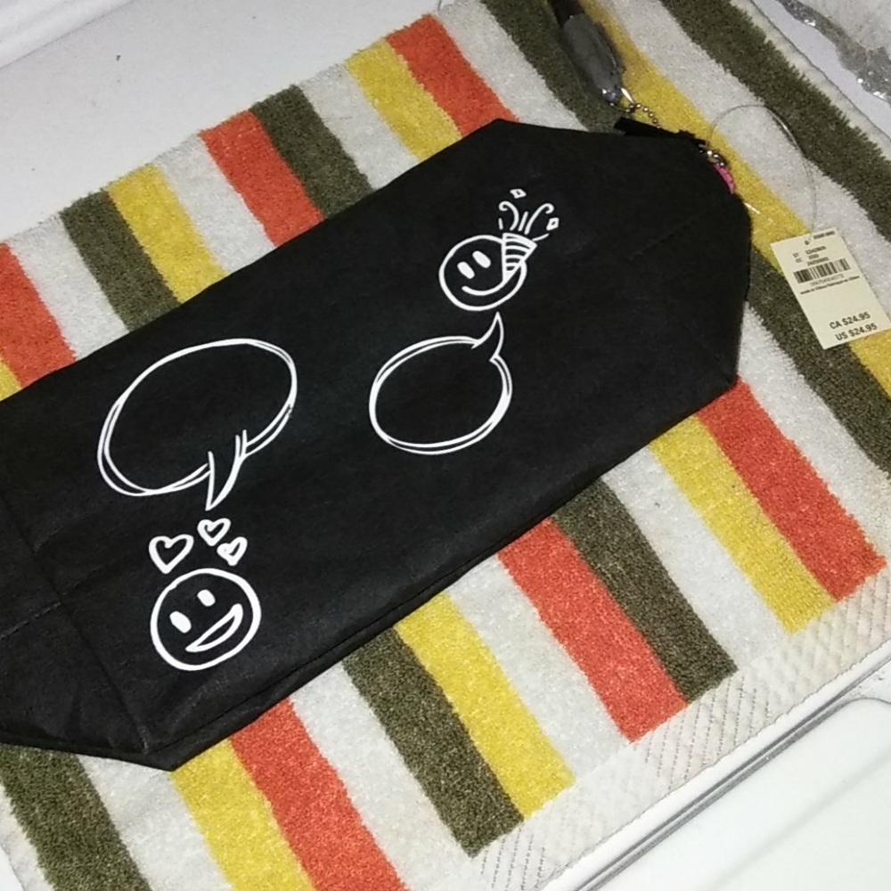 Makeup Bag - Picture 5 of 6